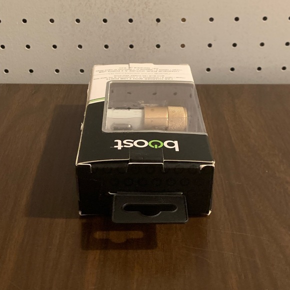 🚗 [4/$25] [BRAND NEW] BOOST METAL ROSE GOLD DUAL USB CAR CHARGER 🚗 - Picture 5 of 6